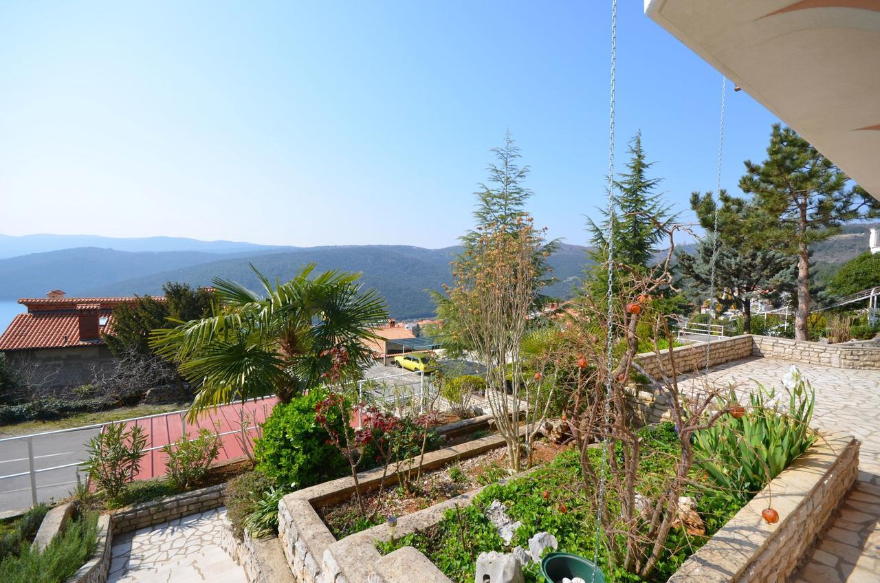 Apartments Slavica Rabac Exterior photo