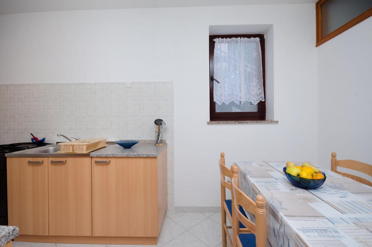 Apartments Slavica Rabac Exterior photo