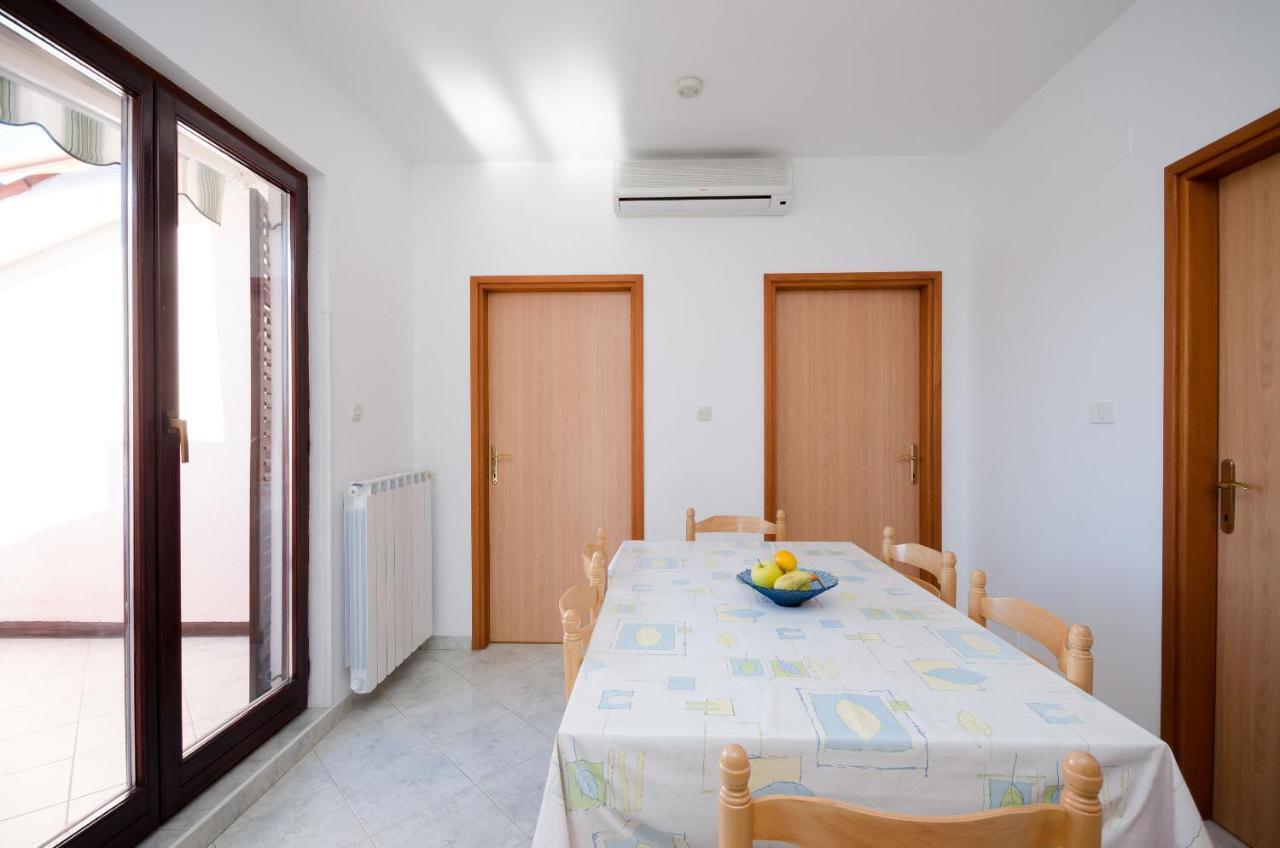 Apartments Slavica Rabac Exterior photo